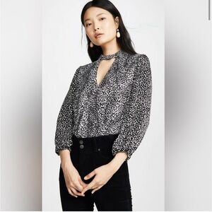Alice + Olivia Willa Blouson Leave Top, size small